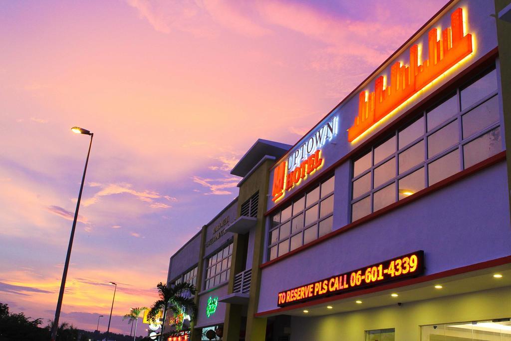 Uptown Hotel Seremban Exteriör bild