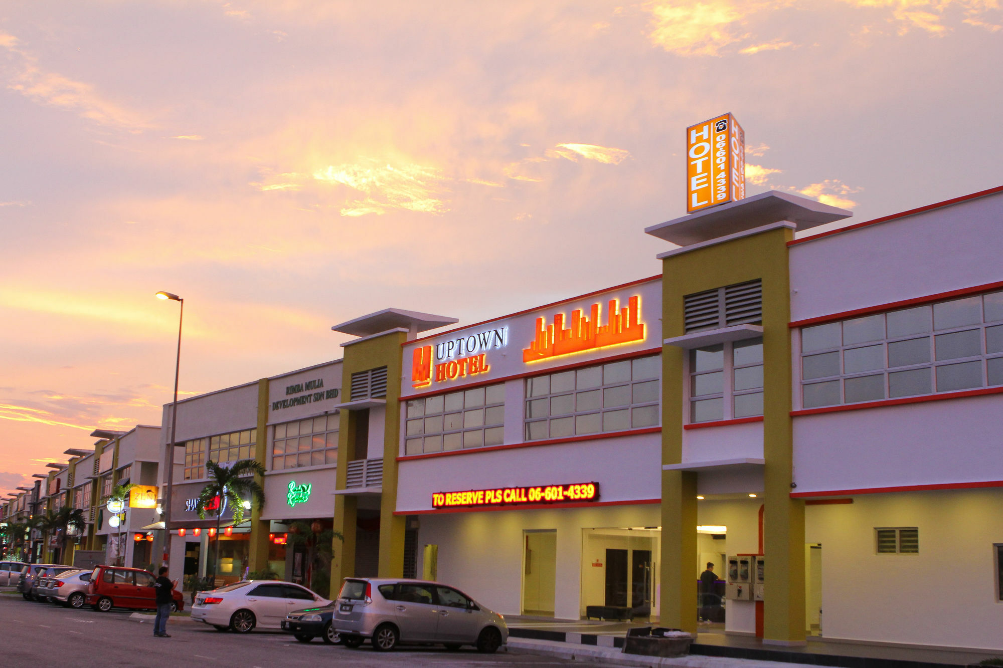 Uptown Hotel Seremban Exteriör bild